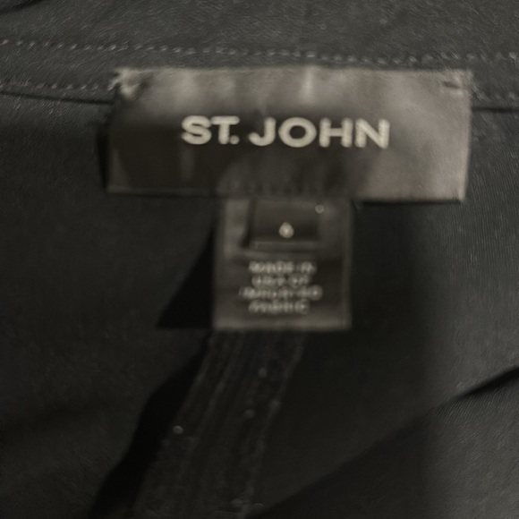 St. John Women's Black Ankle Pants 6 - Picture 3 of 3